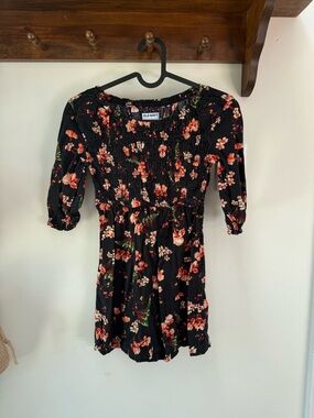 Girls 6/7 Old Navy Black Floral Smocked Dress